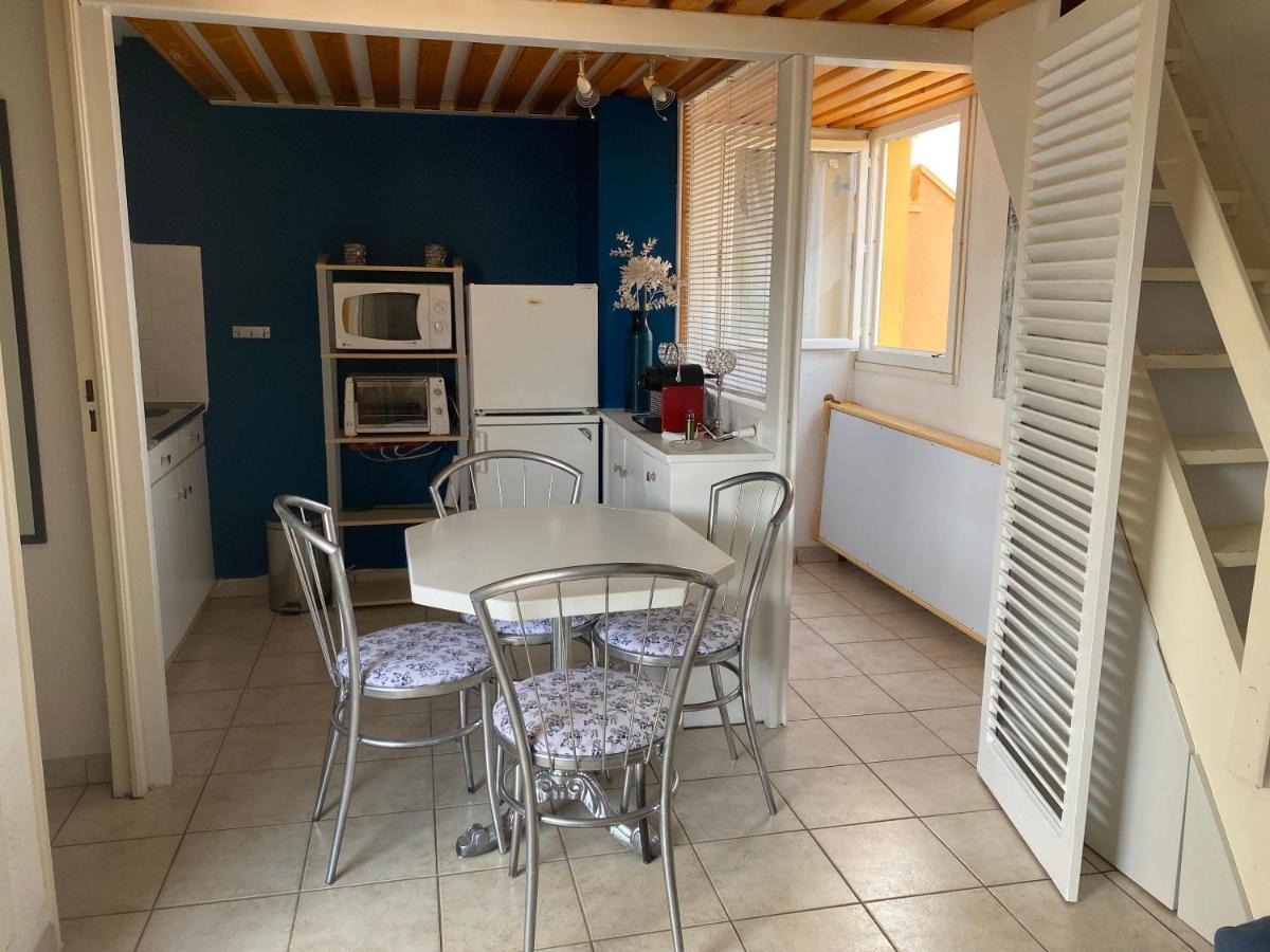 Joli Appartement Mezzanine Avec Parking La Roquille Agde Eksteriør bilde